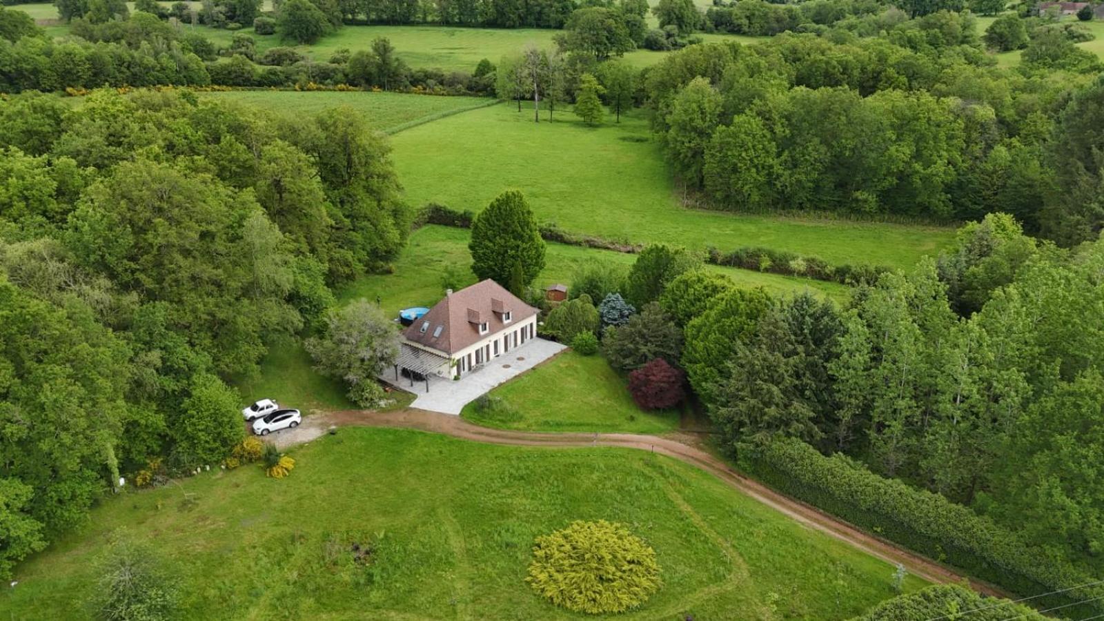 Le Gite Du Parc La Coquille Bagian luar foto